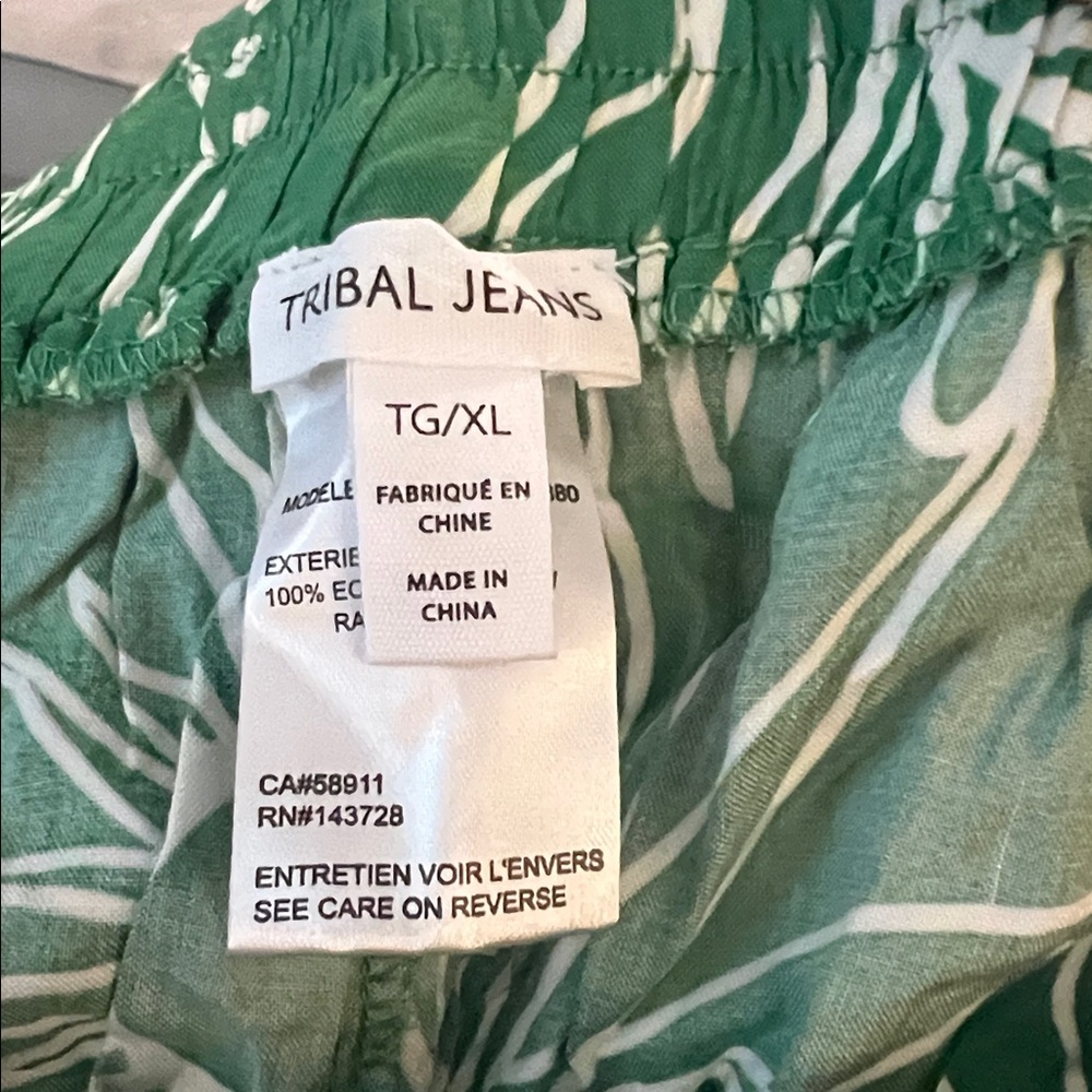 Tribal Green Leaf Print Wide-Leg Pants - Picture 8 of 8